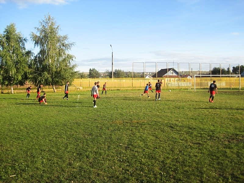 Команда младших юношей ФК "Локомотив" одержала выездную победу во втором этапе первенства Чувашской Республики по футболу сезона 2015 года.