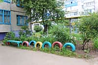 Комиссия осмотрела дворы-участники канашского городского конкурса "Лучший двор - 2016" (фото №5).