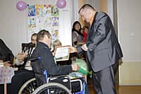 Концертной программой отметили Международный день инвалидов в г. Канаш (фото №11).