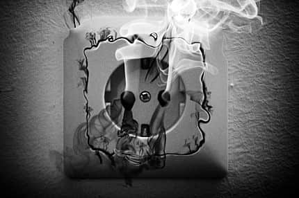 Коротит проводка? Жди беды!