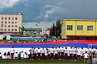 Акция по развертыванию самого большого Государственного флага России площадью 3 750 квадратных метров прошла в Канаше (фото №10).