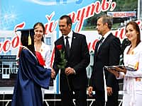 Лучшим выпускником 2015 года Чувашского государственного университета имени И.Н. Ульянова стала и уроженка Ухманского сельского поселения Канашского района – Ольга Семенова (фото №2).