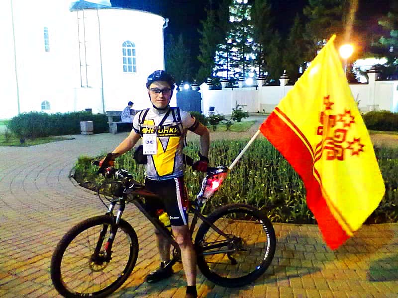 Любители велосипедных походов города Канаш приняли участие во Второй Велосипедной ночи в Казани.