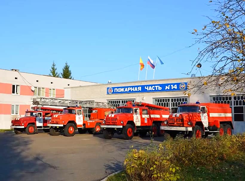 1,6 млн рублей отсудили у МЧС уволенные сотрудники пожарной части в Новочебоксарске.