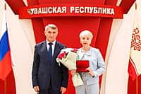 Анисимова Лариса Михайловна, жительница города Канаш, удостоена медали ордена «Родительская слава»! (фото №3).