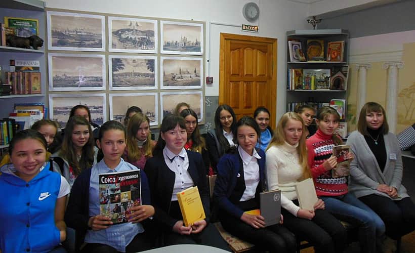 Мероприятие, посвященное 125-летию со дня рождения выдающегося чувашского художника М.С. Спиридонова, прошло в Канашской центральной библиотеке.