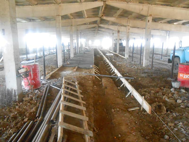 Строящуюся ферму КФХ Макарова А.Н. в с. Малые Кибечи посетил зам. главы администрации Канашского района Михайлов С.Н.