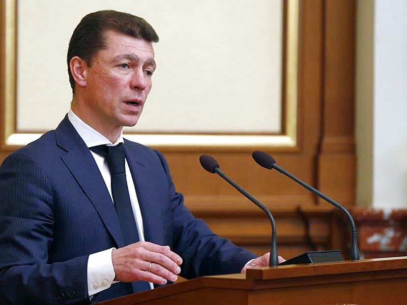 Министр труда России пригрозил Чувашии санкциями за крупные долги по зарплате.