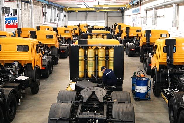 Минпромторг распределил между регионами субсидии на газомоторную технику.