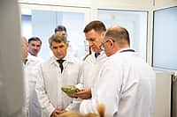 Глава Минсельхоза России Дмитрий Патрушев посетил Канашский район (фото №8).