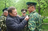 Митинг, посвященный Дню пограничника, состоялся в г. Канаш (фото №14).