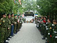 Митинг, посвященный Дню пограничника, состоялся в г. Канаш (фото №5).