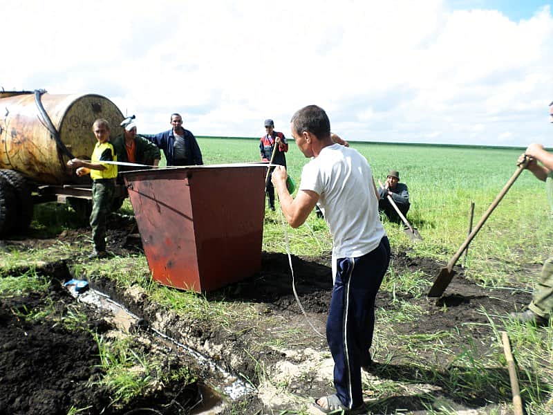 Начато строительство дома на кладбище д.Анаткасы.