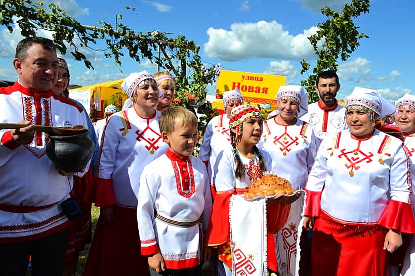 Как настоящий акатуй прошел День деревни Сугайкасы, отмечающей 225-летие.