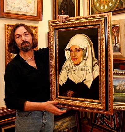 Никас Сафронов привезет свою выставку в Чебоксары.