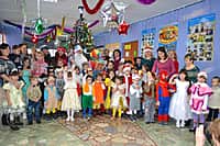Новогоднее представление для детей работников администрации Канашского района (фото №1).