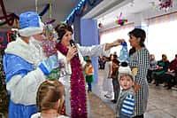 Новогоднее представление для детей работников администрации Канашского района (фото №6).