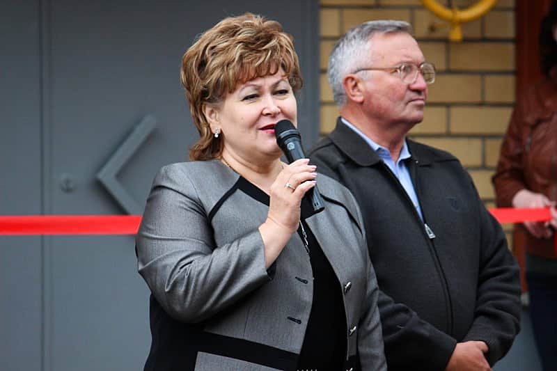 С новосельем: в Канаше состоялось торжественное вручение ключей по программе "Переселение граждан из аварийного жилого фонда".