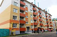 С новосельем: в Канаше состоялось торжественное вручение ключей по программе "Переселение граждан из аварийного жилого фонда" (фото №4).