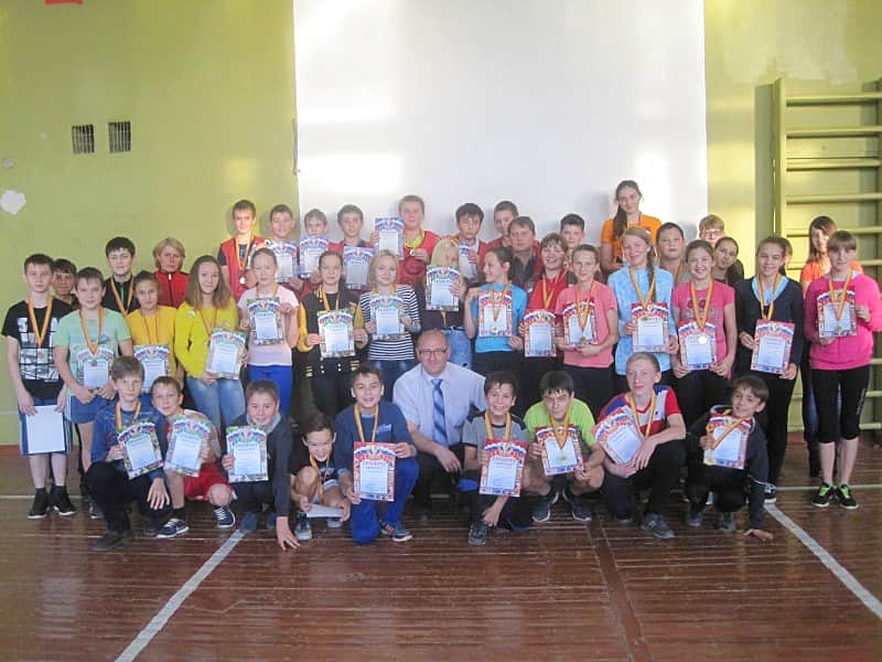 Определились победители и призеры первенства города Канаша по баскетболу среди юношей и девушек 6-7 классов.