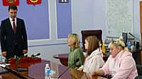 Церемония передачи орденов Мужества семьям участников СВО прошла в Канашском муниципальном округе (фото №3).
