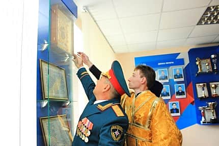 Освещение иконы "Неопалимая Купина".