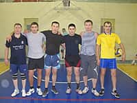 На паркете ДЮСШ "Локомотив" определены победители и призеры чемпионата города Канаш по волейболу среди мужских команд сезона 2015 года (фото №11).