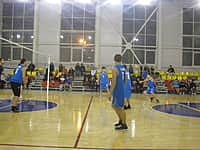 На паркете ДЮСШ "Локомотив" определены победители и призеры чемпионата города Канаш по волейболу среди мужских команд сезона 2015 года (фото №6).