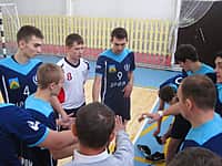 На паркете ДЮСШ "Локомотив" определились победитель и призеры Кубка Главы Чувашии по волейболу среди мужских команд сезона 2015-2016 года (фото №8).