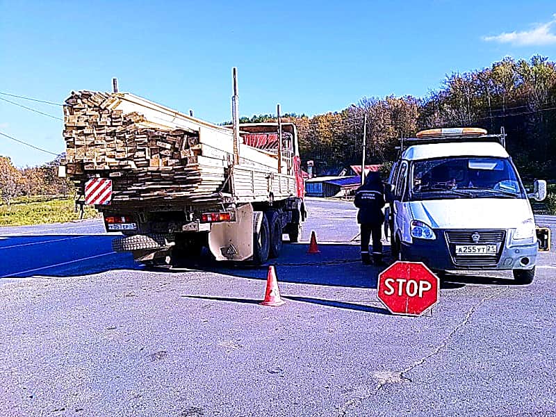 Передвижными постами весового контроля «Чувашупрдор» проверено более 2000 тяжеловесных транспортных средств.