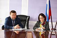 Первый заместитель министра здравоохранения Чувашии и глава администрации города Канаш провели прием граждан по личным вопросам (фото №1).