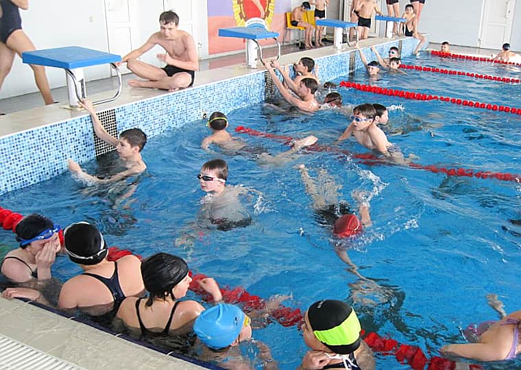 В плавательном бассейне ДЮСШ "Локомотив" г. Канаш установлен новый рекорд посещаемости в рамках Дня здоровья и спорта.