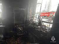 В Елмачах из-за неисправного холодильника сгорел дом.