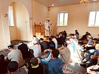 Праздничный намаз Курбан-байрам собрал горожан Канаша в единстве и радости (фото №5).