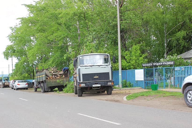 К празднику Святой Троицы готовятся канашцы.