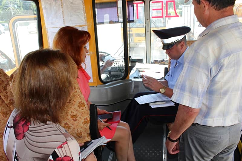 В преддверии нового учебного года контроль за техническим состоянием школьных автобусов города Канаш усилен.