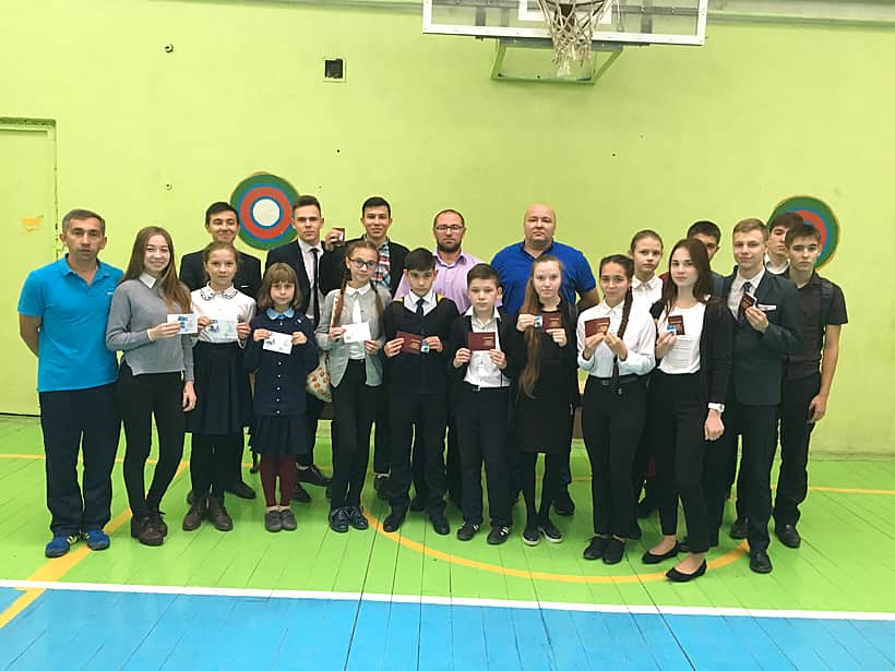 Представители Всероссийского физкультурно-спортивного комплекса «Готов к труду и обороне» (ГТО)» в городе Канаш провели очередную церемонию вручения знаков отличия.