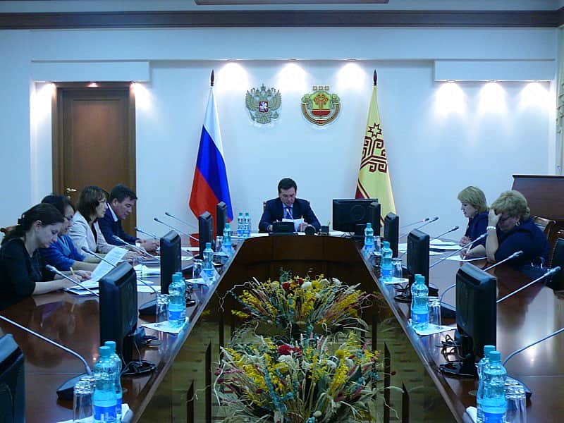 Премьер-министр Чувашии Иван Моторин провел заседание Попечительского совета НО "Фонд капремонта".