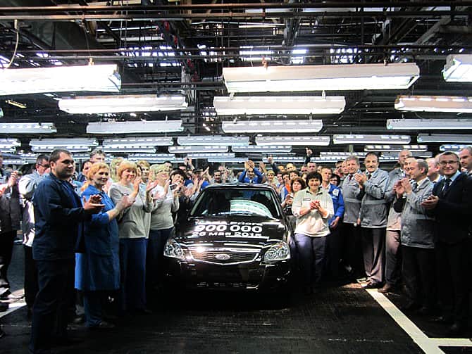 "Приору" будут выпускать до конца 2018 года.