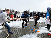 В воскресенье в Канаше прошёл праздник "Прощай, Зимушка-Зима! Прощай, Масленица!" (фото №5).