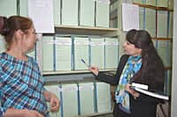 Проведен мониторинг состояния архивного дела в муниципальном архиве Канашского района (фото №1).