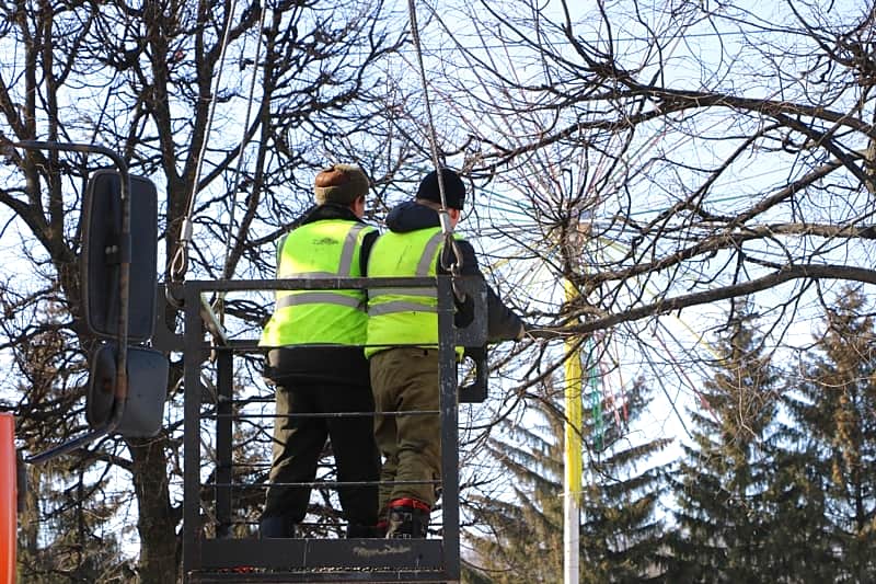О проводимых работах по благоустройству города с наступлением весенне-летнего периода рассказал глава администрации г. Канаш.