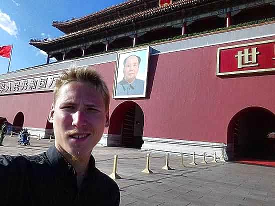 Путешественник из Чувашии добрался до Китая на велосипеде.