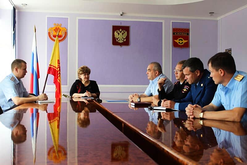 С рабочим визитом Канаш посетил начальник Управления Федеральной службы РФ по контролю за оборотом наркотиков по Чувашской Республике.