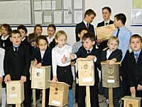 Работники Канашского лесничества организовали для юных лесоводов конкурс на изготовление лучшего скворечника (фото №11).