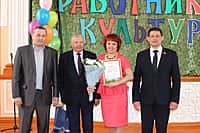 Работники учреждений культуры города Канаш празднуют свой профессиональный праздник (фото №10).