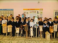 В рамках Года экологии по инициативе Канашского лесничества прошел конкурс на изготовление лучшего скворечника (фото №7).