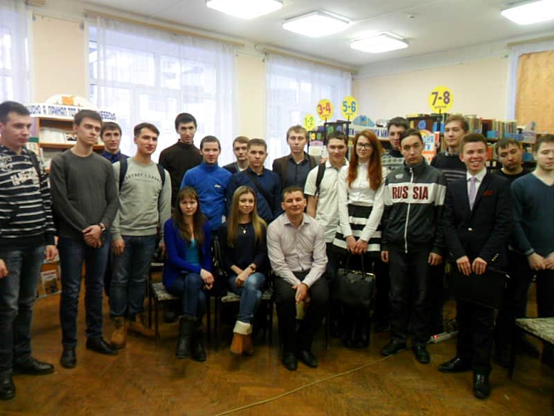 В рамках Года кино состоялась встреча с режиссером фильма "Ветки" Владимиром Синяевым.