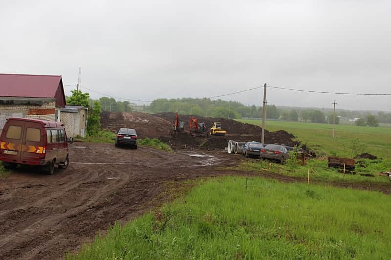 В рамках реализации проекта моногорода Канаш начато строительство автомобильной дороги по ул. Машиностроителей.
