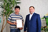 На расширенном совещании руководителей служб и отделов администрации, глав и специалистов сельских поселений Канашского района состоялось массовое награждение (фото №10).